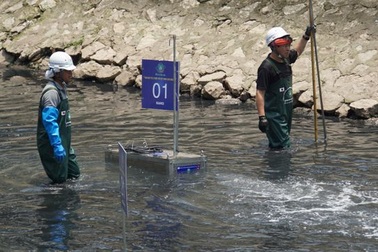 “Chia tay” sông Tô Lịch, công nghệ Nhật được giới thiệu làm sạch “ao tù”