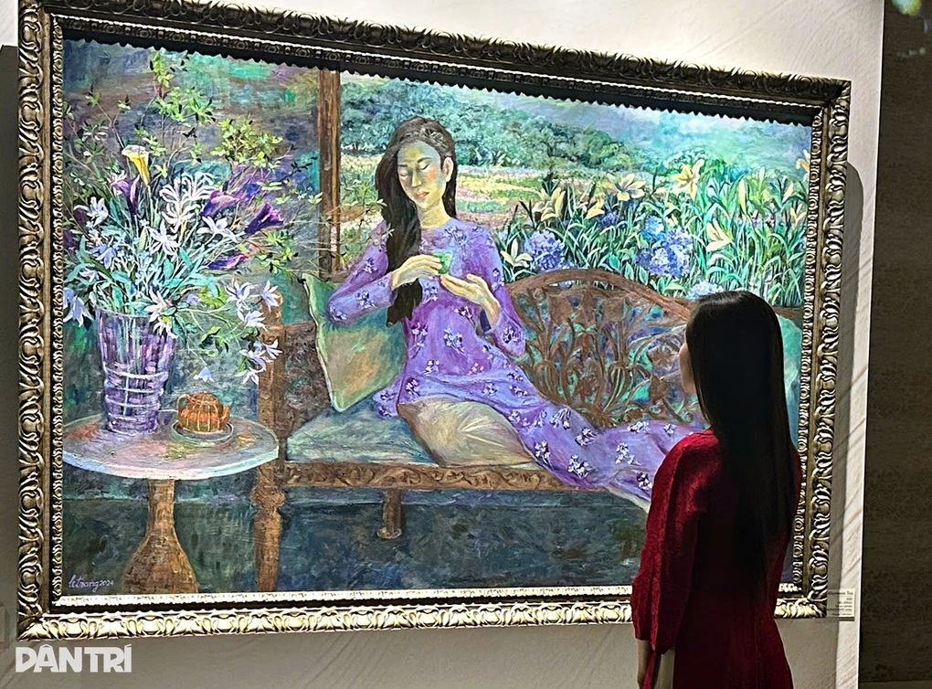 Họa sĩ Lê Trang: Phụ nữ cần chỉn chu dù chăm con đầu tắt mặt tối - 3