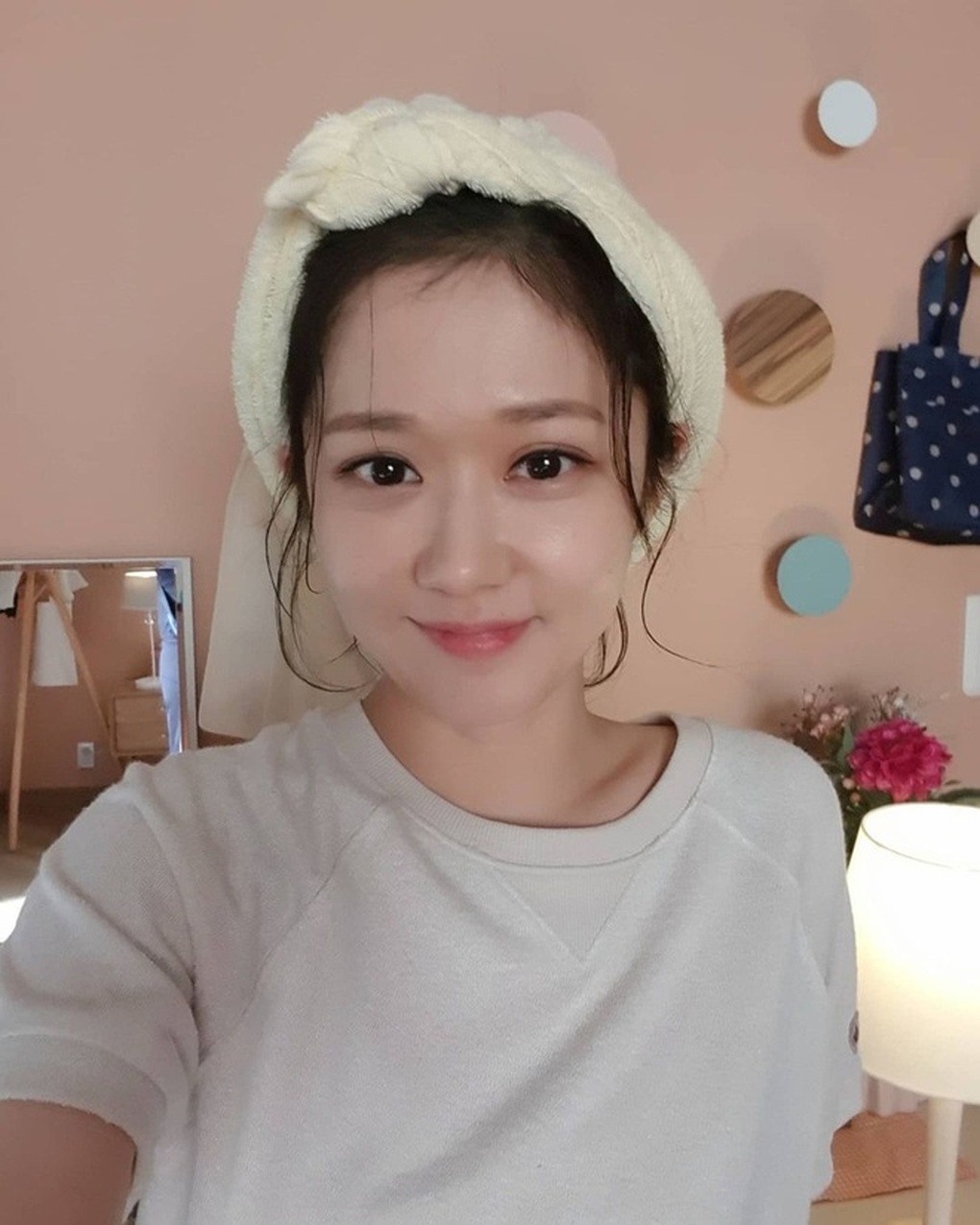Jang Na Ra: Mỹ nhân lão hóa ngược, hôn nhân kín tiếng bên chồng kém tuổi - 4 Jang Na Ra: Mỹ nhân lão hóa ngược, hôn nhân kín tiếng bên chồng kém tuổi - 4