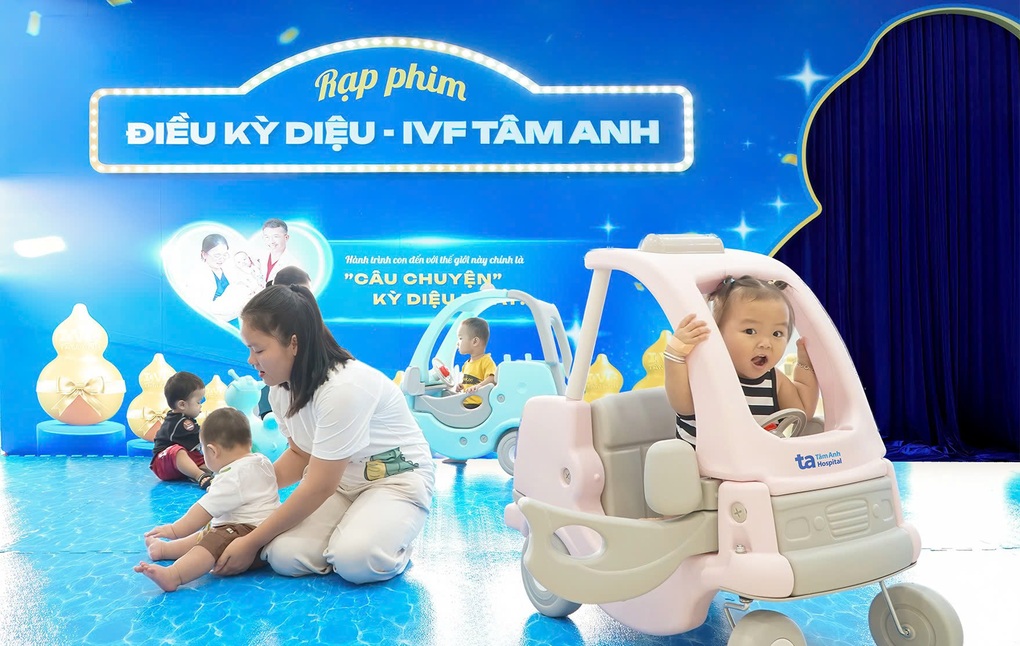 Cuộc hội ngộ diệu kỳ của hơn 100 em bé thụ tinh trong ống nghiệm - 4 Cuộc hội ngộ diệu kỳ của hơn 100 em bé thụ tinh trong ống nghiệm - 4
