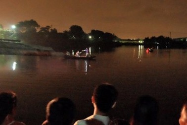 Xuống hồ nhặt bóng, nam sinh chết đuối thương tâm