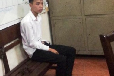 Lái xe, bán vé xe buýt "bình tĩnh" tóm gọn đối tượng móc túi