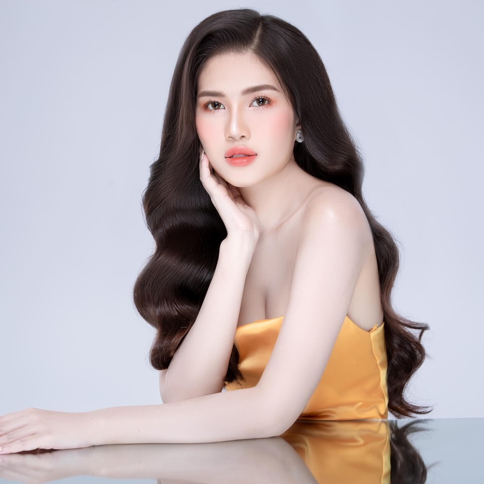 Cách chọn nước hoa phù hợp cho phái đẹp, chị em nào cũng cần biết - 1 Cách chọn nước hoa phù hợp cho phái đẹp, chị em nào cũng cần biết - 1