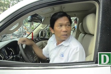 Ông Đoàn Ngọc Hải đề xuất hạ chức Chủ tịch phường vì 2 bãi xe không phép