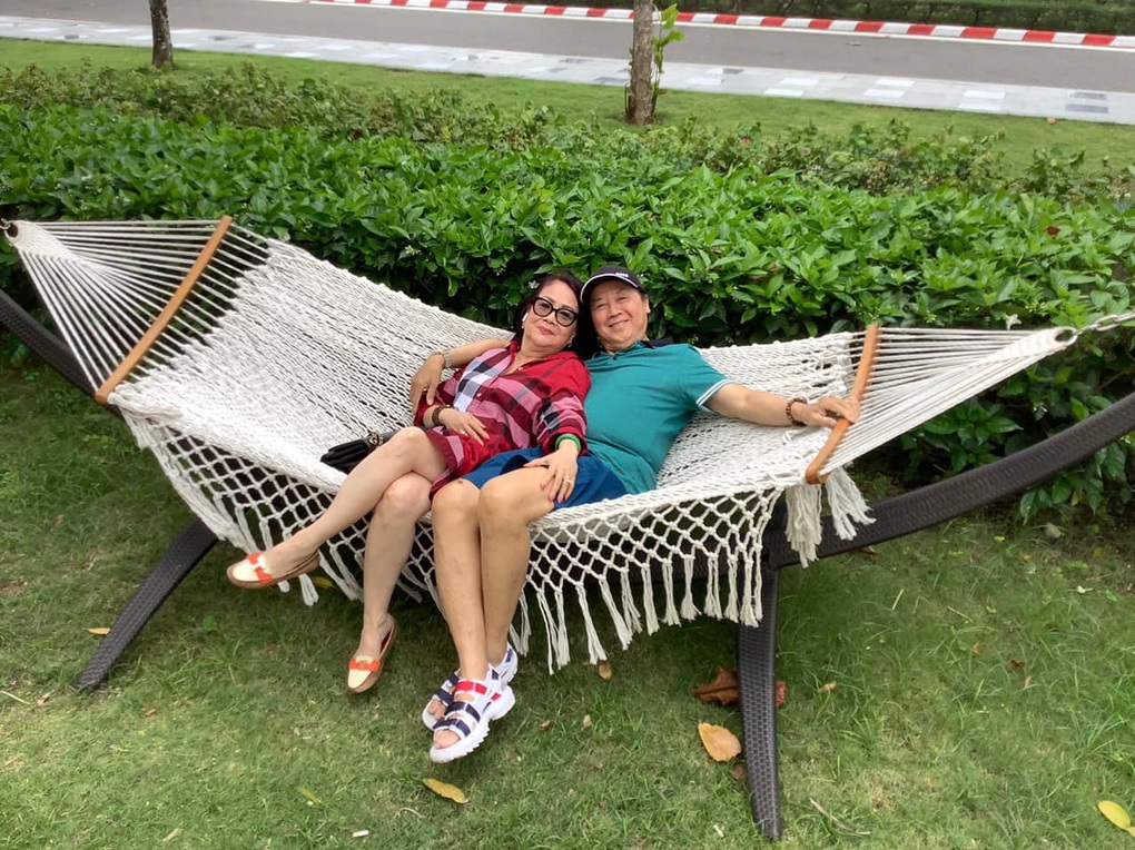 Tình yêu 55 năm của NSƯT Bảo Quốc và người vợ xuất thân cành vàng lá ngọc - 5 Tình yêu 55 năm của NSƯT Bảo Quốc và người vợ xuất thân cành vàng lá ngọc - 5