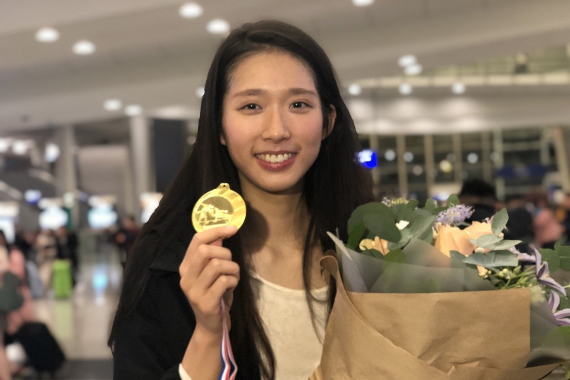 Vivian Kong: Nữ hoàng đấu kiếm của thể thao Hong Kong - 8 Vivian Kong: Nữ hoàng đấu kiếm của thể thao Hong Kong - 8