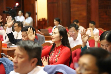 Hỗ trợ chi phí đi lại, thuê nhà cho cán bộ sau sắp xếp