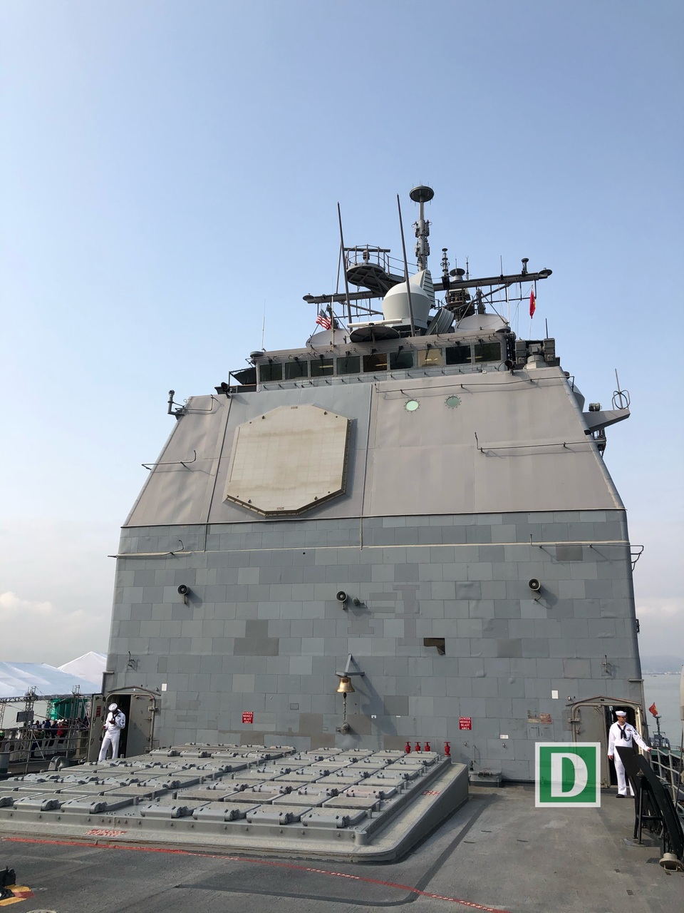 Khí tài khủng trang bị trên tuần dương hạm của Hải quân Mỹ - 2 Khí tài khủng trang bị trên tuần dương hạm của Hải quân Mỹ - 2