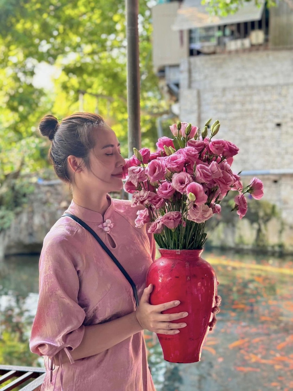 Huyền Lizzie ở tuổi 34: Mẹ một con được khen vóc dáng không tì vết - 14 Huyền Lizzie ở tuổi 34: Mẹ một con được khen vóc dáng không tì vết - 14