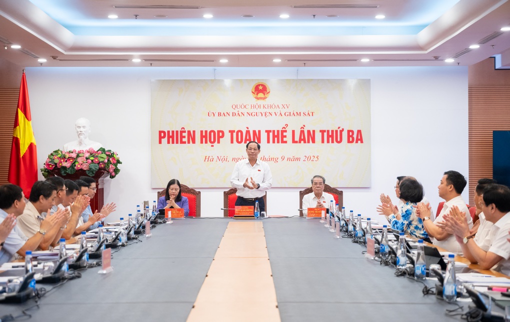 Theo chỉ đạo của Tổng Bí thư, đã giải quyết 203 vụ khiếu kiện phức tạp - 3 Theo chỉ đạo của Tổng Bí thư, đã giải quyết 203 vụ khiếu kiện phức tạp - 3