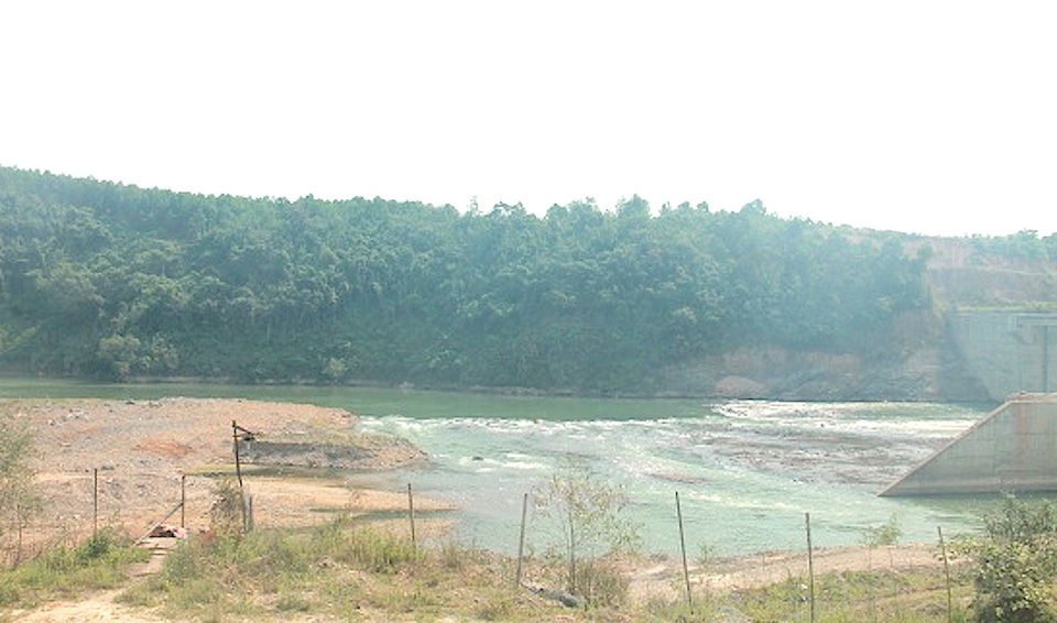 Khai trừ 4 đảng viên lập khống hồ sơ bồi thường GPMB dự án thủy điện - 2 Khai trừ 4 đảng viên lập khống hồ sơ bồi thường GPMB dự án thủy điện - 2