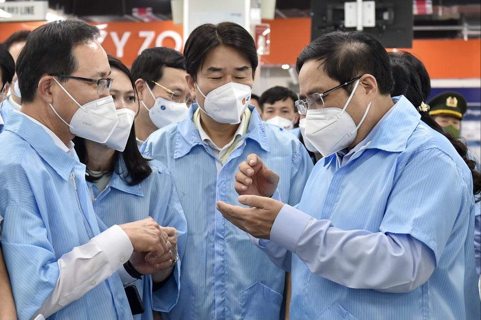 Thủ tướng thăm nhà máy Samsung Thái Nguyên, muốn đại bàng đầu tư lâu dài - 1 Thủ tướng thăm nhà máy Samsung Thái Nguyên, muốn đại bàng đầu tư lâu dài - 1