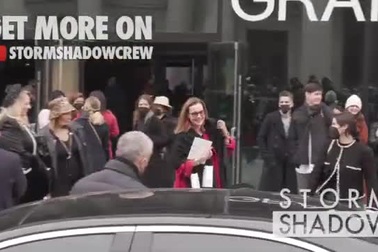 Dàn sao đi xem buổi diễn của Chanel