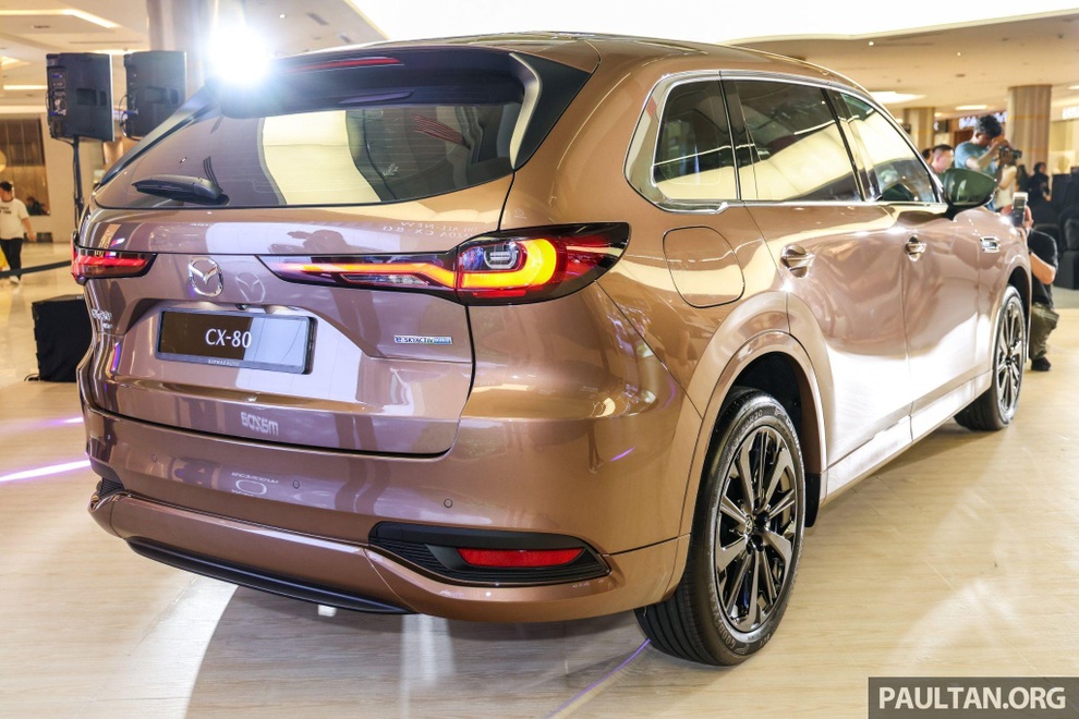 “Đàn anh” Mazda CX-8 đến Đông Nam Á, tiết kiệm xăng hơn cả Honda Vision - 2 “Đàn anh” Mazda CX-8 đến Đông Nam Á, tiết kiệm xăng hơn cả Honda Vision - 2