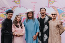 Nghệ sĩ guitar Dzung đưa tiếng rao, tiếng tàu lửa vào âm nhạc