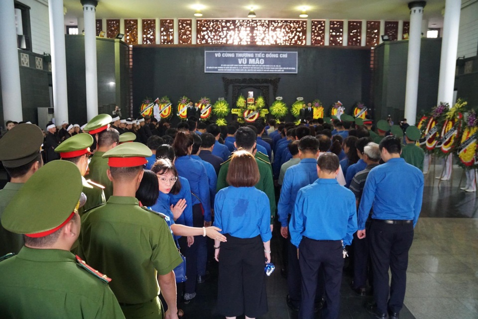 Lễ tang nguyên Chủ nhiệm Văn phòng Quốc hội Vũ Mão - 15 Lễ tang nguyên Chủ nhiệm Văn phòng Quốc hội Vũ Mão - 15