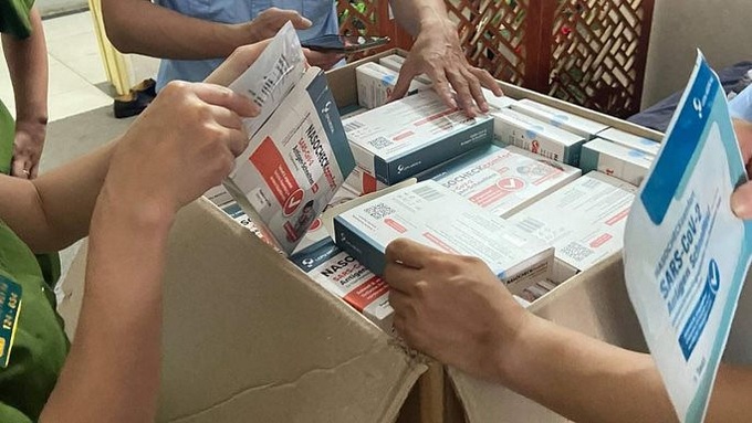Lô hàng kit test nhanh Covid-19 không có hóa đơn, chứng từ bị thu giữ