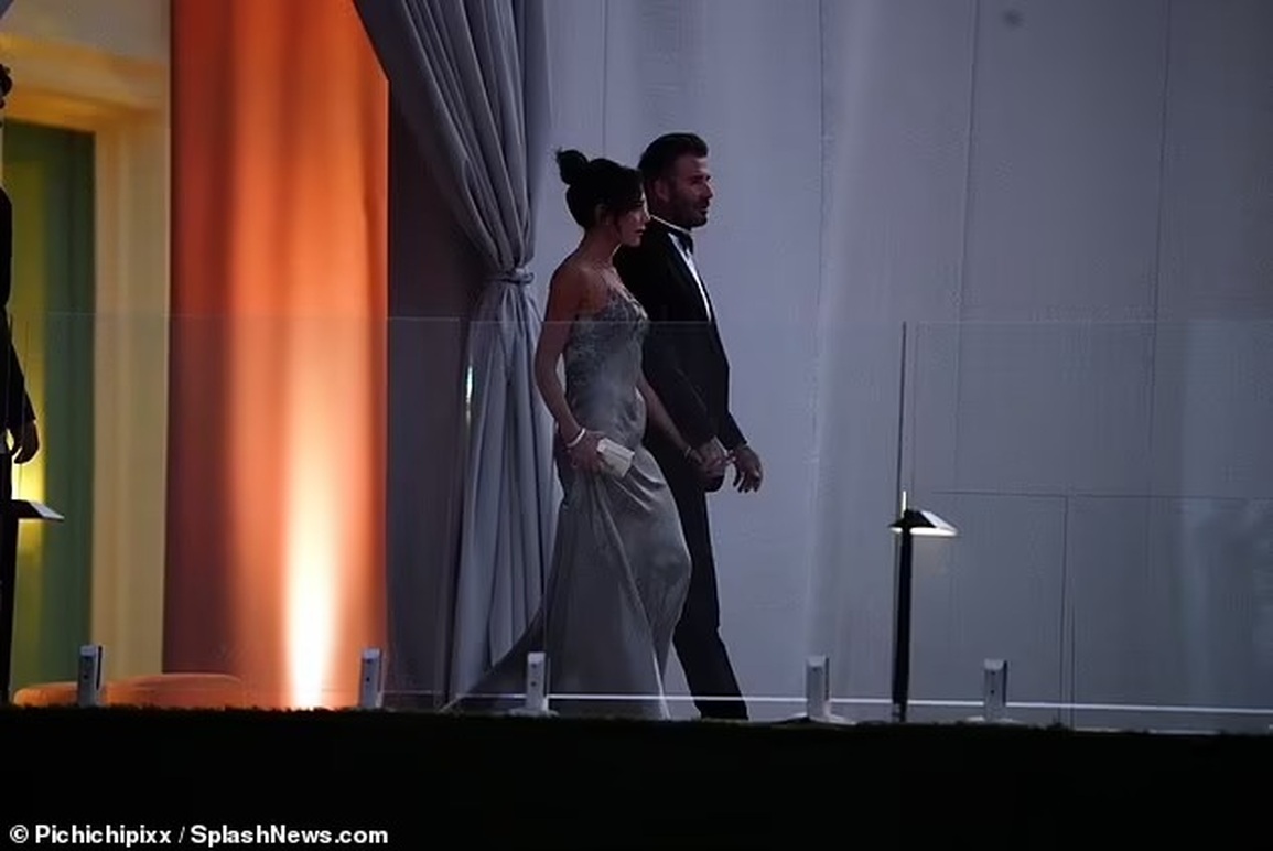 Victoria Beckham - mẹ chồng sành điệu lấn át cả con dâu - 2 Victoria Beckham - mẹ chồng sành điệu lấn át cả con dâu - 2