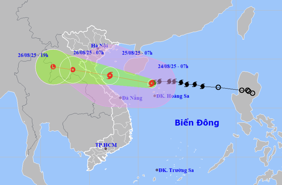 Bão Kajiki tăng gần 5 cấp sau một ngày, di chuyển nhanh và rất nguy hiểm - 1