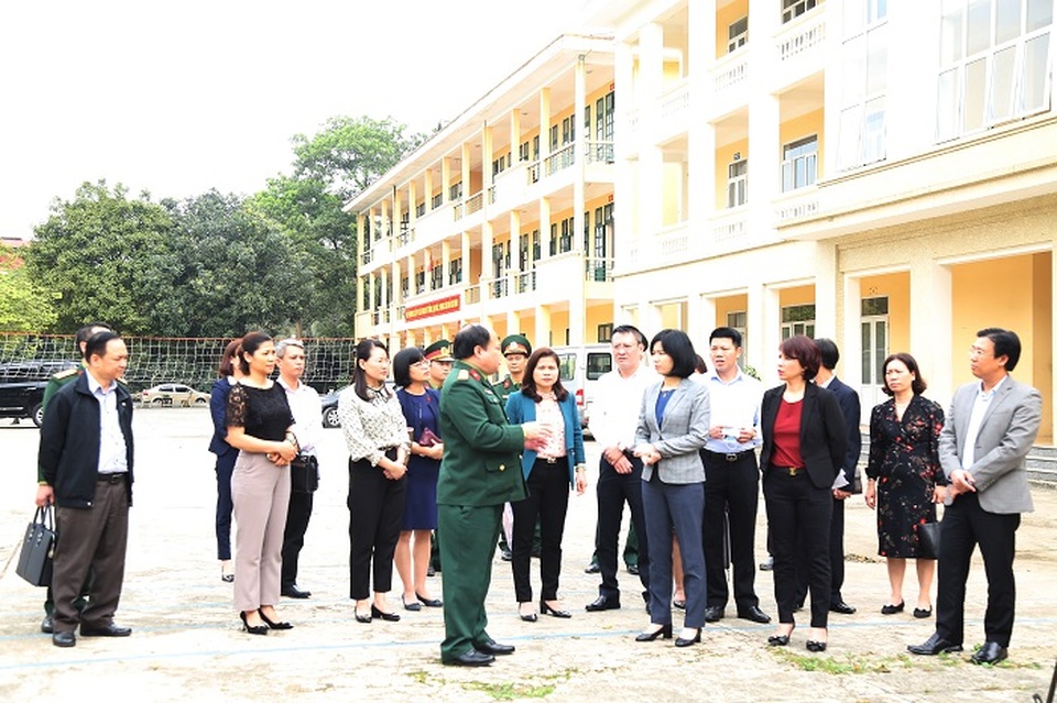 Hà Nội chuẩn bị bệnh viện dã chiến số 2 chống dịch Covid-19 - 1 Hà Nội chuẩn bị bệnh viện dã chiến số 2 chống dịch Covid-19 - 1