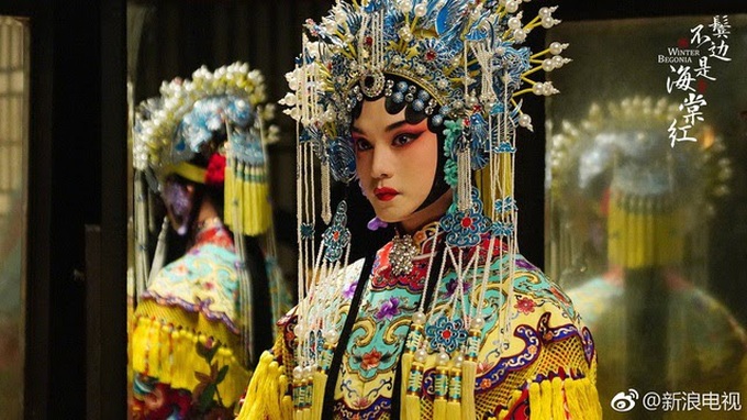Hóa ra bé thụ Doãn Chính đóng Bên Tóc Mai Không Phải Hải Đường Hồng vì muốn giúp giới trẻ hiểu được kinh kịch Bắc Kinh - Ảnh 8. Hóa ra bé thụ Doãn Chính đóng Bên Tóc Mai Không Phải Hải Đường Hồng vì muốn giúp giới trẻ hiểu được kinh kịch Bắc Kinh - Ảnh 8.