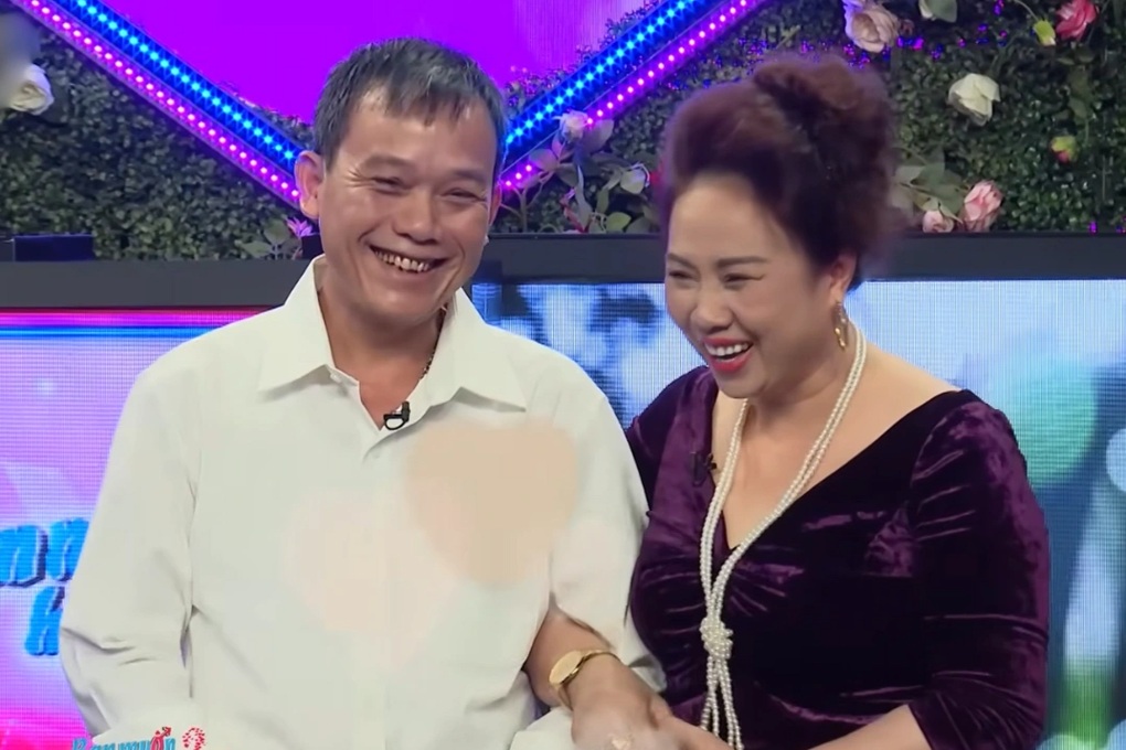 Ông ngoại U60 lên truyền hình tìm vợ, hẹn hò với nữ giám đốc ở Thái Bình - 2 Ông ngoại U60 lên truyền hình tìm vợ, hẹn hò với nữ giám đốc ở Thái Bình - 2