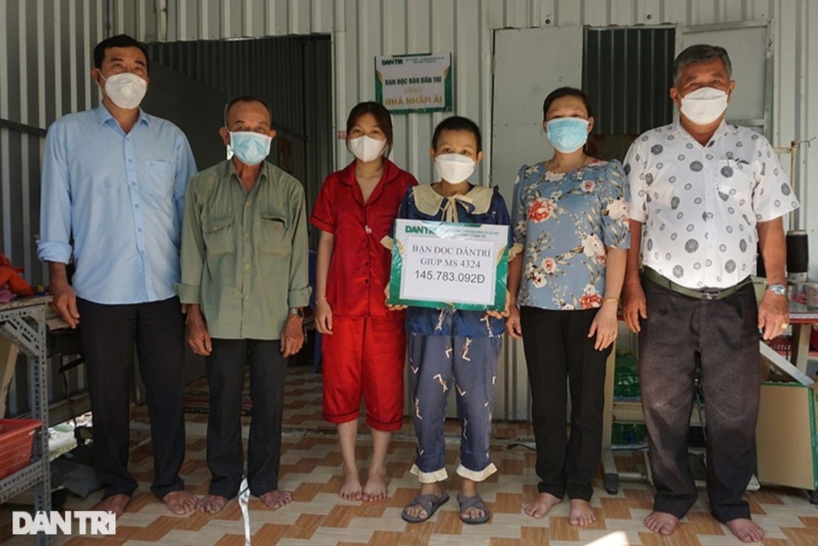 Góa phụ mang căn bệnh ung thư xúc động bày tỏ lòng biết ơn bạn đọc Dân trí - 3 Góa phụ mang căn bệnh ung thư xúc động bày tỏ lòng biết ơn bạn đọc Dân trí - 3