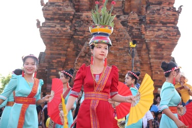 Rộn ràng lễ hội Katê của đồng bào Chăm tại Ninh Thuận