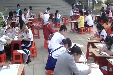 Video: Học sinh Bạc Liêu sôi nổi vẽ tranh đón Tết.