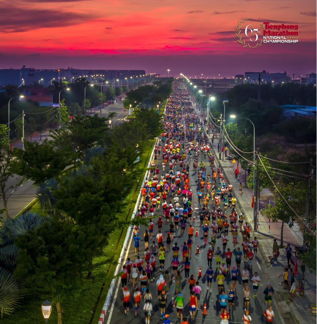 HTL Seaside và Phú Yên chinh phục runner giải chạy Tiền Phong Marathon ...