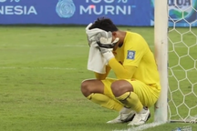 Tội đồ của Indonesia suy sụp tinh thần, HLV Shin Tae Yong phản ứng bất ngờ