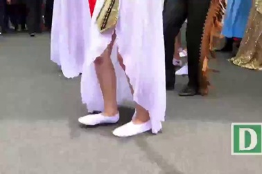 Vũ hội đa sắc màu