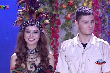 Jennifer Phạm trổ tài khiêu vũ