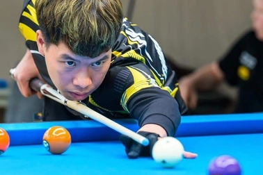 Cơ thủ Việt Nam đánh bại huyền thoại billiards thế giới