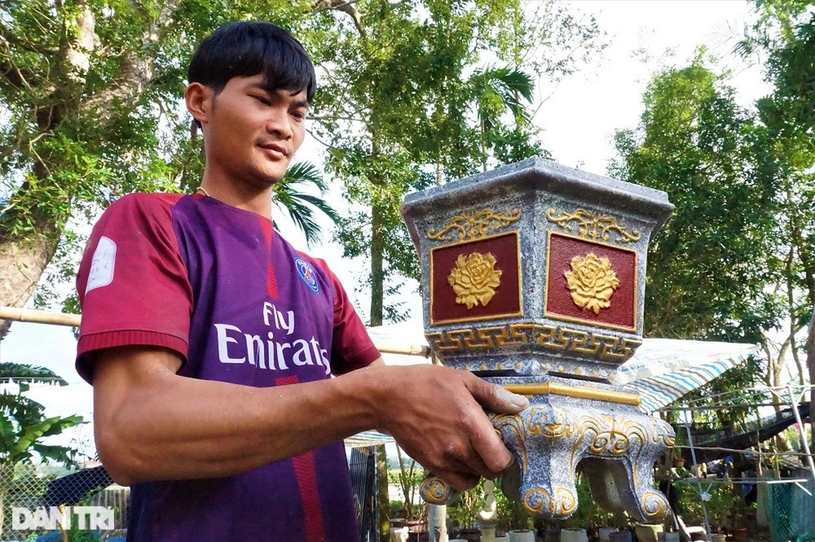 Bí thư Chi đoàn mê xi măng, đất đá, thu tiền đều tay từ việc khởi nghiệp - 1 Bí thư Chi đoàn mê xi măng, đất đá, thu tiền đều tay từ việc khởi nghiệp - 1