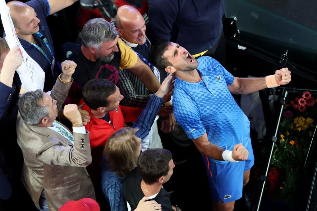 Đánh bại Tsitsipas, Djokovic lần thứ 10 vô địch Australian Open - 3 Đánh bại Tsitsipas, Djokovic lần thứ 10 vô địch Australian Open - 3
