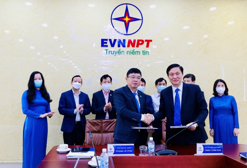 EVNNPT tổ chức đối thoại định kỳ, đánh giá thực hiện quy chế dân chủ cơ sở năm 2021 - 3 EVNNPT tổ chức đối thoại định kỳ, đánh giá thực hiện quy chế dân chủ cơ sở năm 2021 - 3