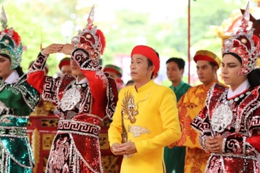 Hoài Linh thông báo không tổ chức Lễ giỗ Tổ Sân khấu vì ngại dịch Covid-19