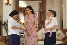 Con dâu đẻ chưa đầy tháng, tôi đã cho phép làm một điều bất chấp tai tiếng