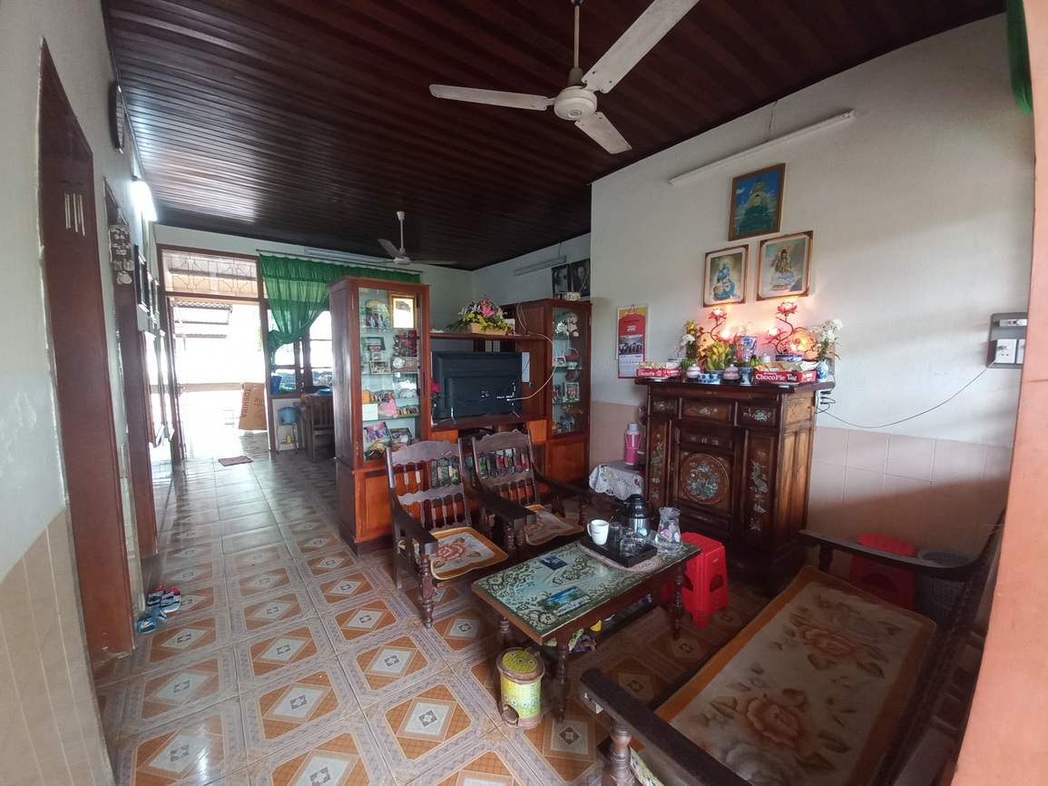 Về làng có 20 bà mẹ đơn thân nuôi bầy con nhỏ lít nhít... 130 đứa - 2 Về làng có 20 bà mẹ đơn thân nuôi bầy con nhỏ lít nhít... 130 đứa - 2