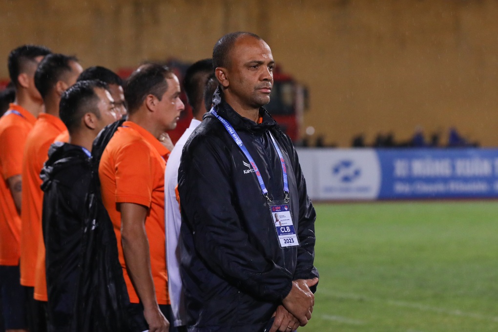 Chiêu mộ Quang Hải, HLV Công An Hà Nội đặt mục tiêu vô địch V-League - 2 Chiêu mộ Quang Hải, HLV Công An Hà Nội đặt mục tiêu vô địch V-League - 2