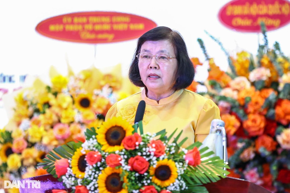 Bà Đặng Huỳnh Mai tái đắc cử chủ tịch Người khuyết tật Việt Nam - 4 Bà Đặng Huỳnh Mai tái đắc cử chủ tịch Người khuyết tật Việt Nam - 4