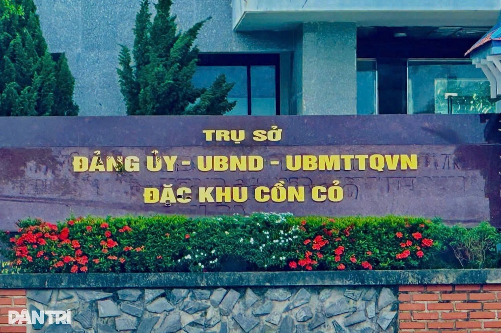 Đảo Cồn Cỏ rực rỡ cờ, băng rôn trước ngày trở thành đặc khu - 1 Đảo Cồn Cỏ rực rỡ cờ, băng rôn trước ngày trở thành đặc khu - 1