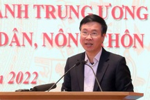 "Nông sản phải được đặt hàng chứ không chờ để giải cứu"