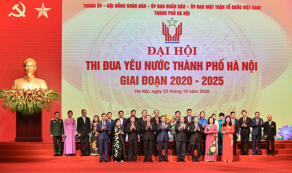 Thủ tướng: Khen thưởng phải đúng, trúng, kịp thời, tránh khen tràn lan! - 2 Thủ tướng: Khen thưởng phải đúng, trúng, kịp thời, tránh khen tràn lan! - 2