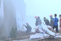 Nhiều người hoảng loạn bỏ chạy vì cháy cơ sở sản xuất nhang