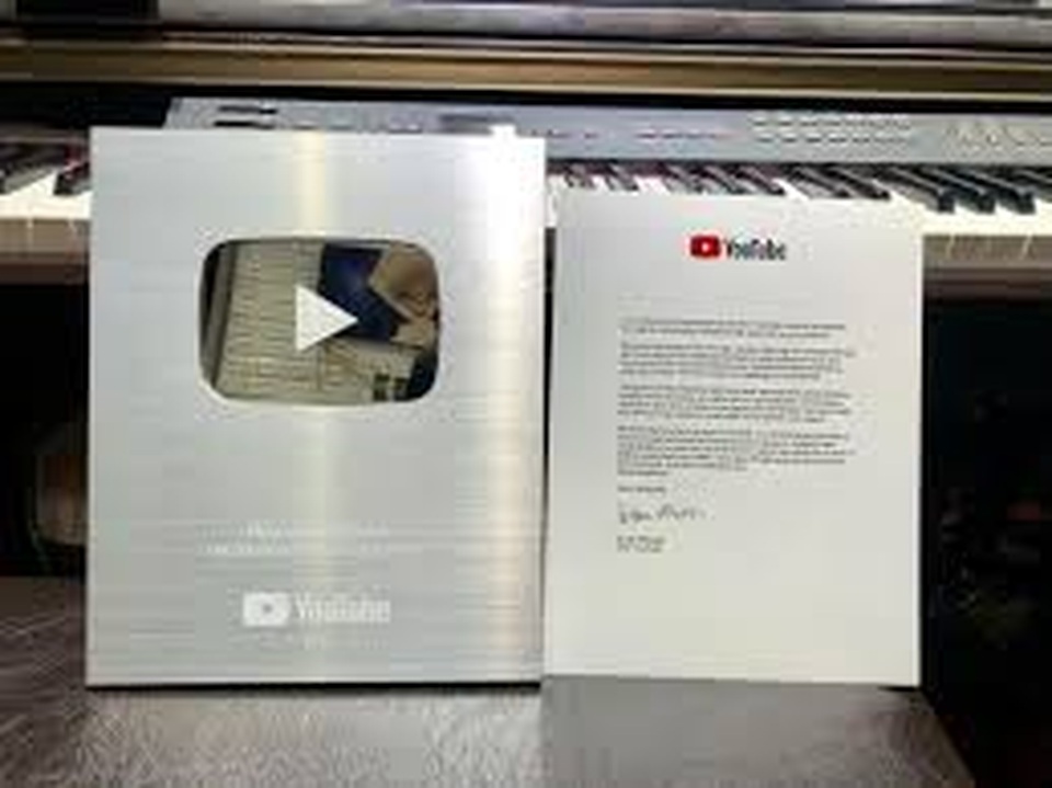 Doanh nhân Vũ Thị Hà Giang (Giang Venux): đạt nút bạc kênh youtube - 1 Doanh nhân Vũ Thị Hà Giang (Giang Venux): đạt nút bạc kênh youtube - 1