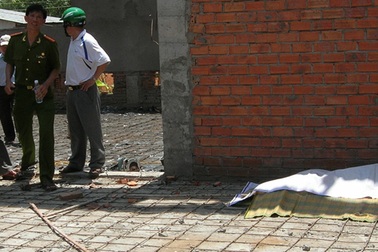 Sập công trình đang xây dựng, 4 người thương vong