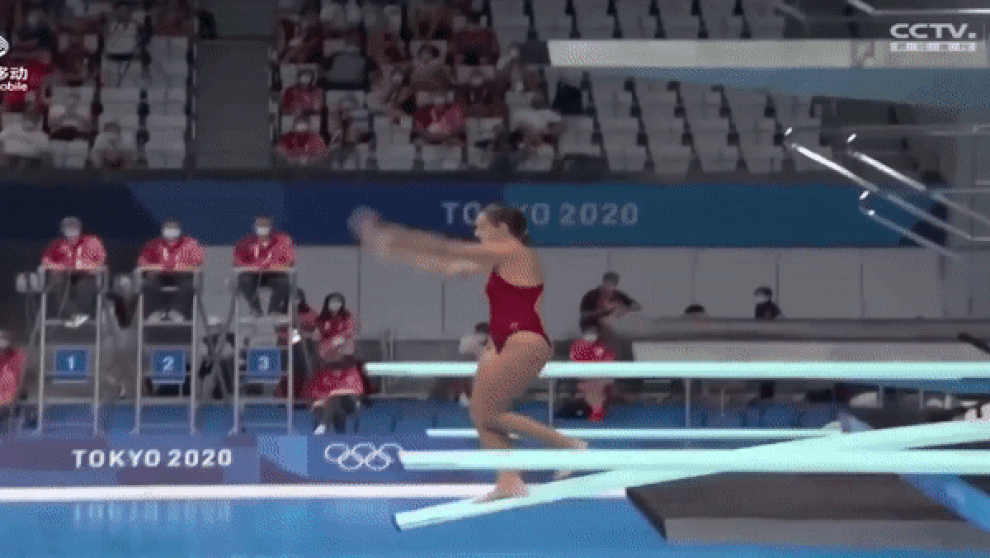 Những tai nạn cười ra nước mắt ở Olympic: Nhảy cầu 0 điểm, đi bộ về đích - 7 Những tai nạn cười ra nước mắt ở Olympic: Nhảy cầu 0 điểm, đi bộ về đích - 7