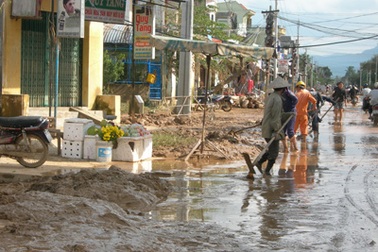 “Hậu” bão lũ, dịch bệnh hoành hành